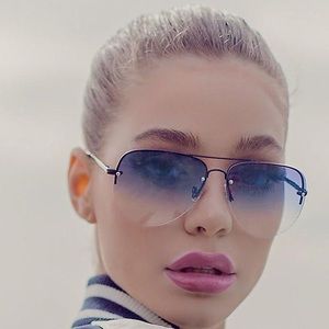 Quay Australia ‘Muse’ Sunglasses